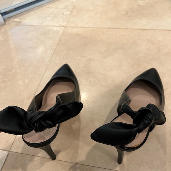 Black Leather Pointed Toe Black Leather Sling Back Heels - Picture 5 of 6